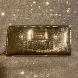 Gold Michael Kors Wallet